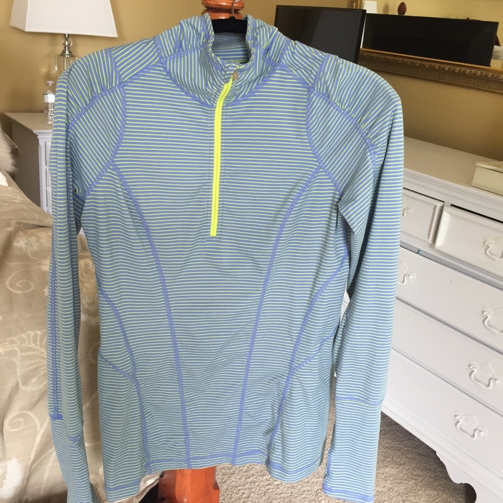 Zella striped long sleeve half zip top